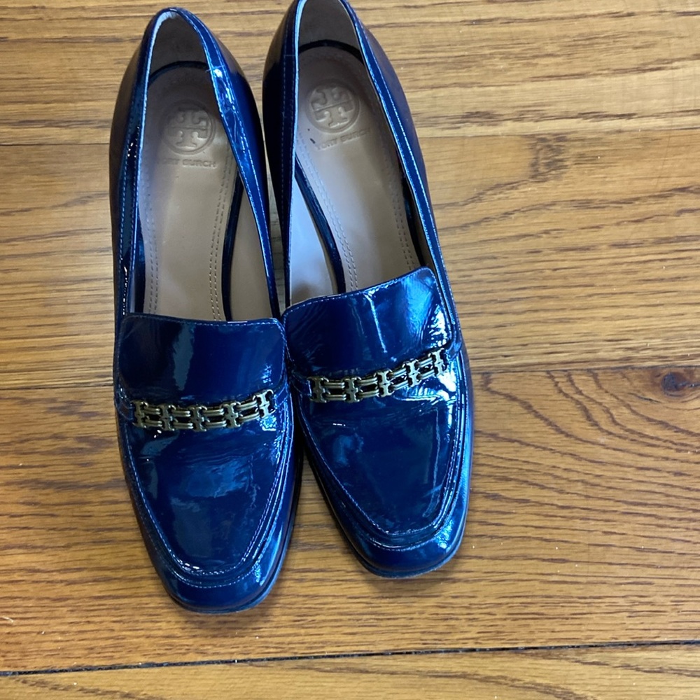 Tory Burch Blue Metallic Loafers with Chain Detail